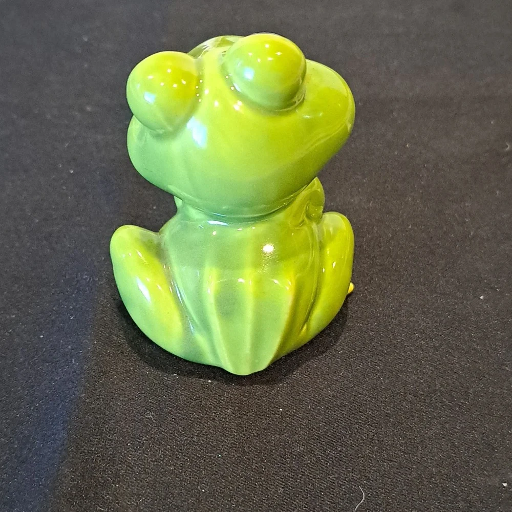 Vtg Anthropomorphic Ceramic Frog Figurine. Grn Glaze. 1970's Japan - Picture 2 of 5